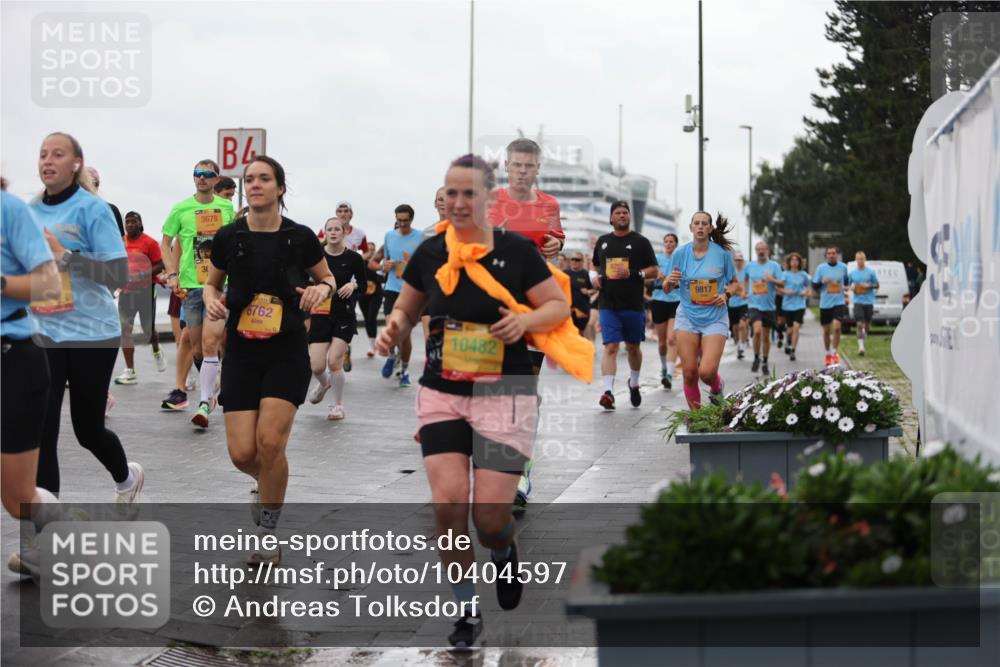 13.09.2026 - Kiel Lauf Andreas Tolksdorf http://msf.ph/oto/10404597 13.09.2026 11:05:28 Kiellinie 3678, 36, 6762, 10482, 9817 meine-sportfotos.de