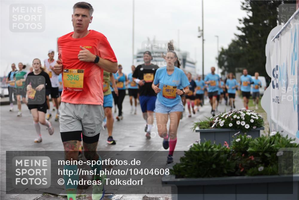 13.09.2026 - Kiel Lauf Andreas Tolksdorf http://msf.ph/oto/10404608 13.09.2026 11:05:29 Kiellinie 3946, 9817 meine-sportfotos.de