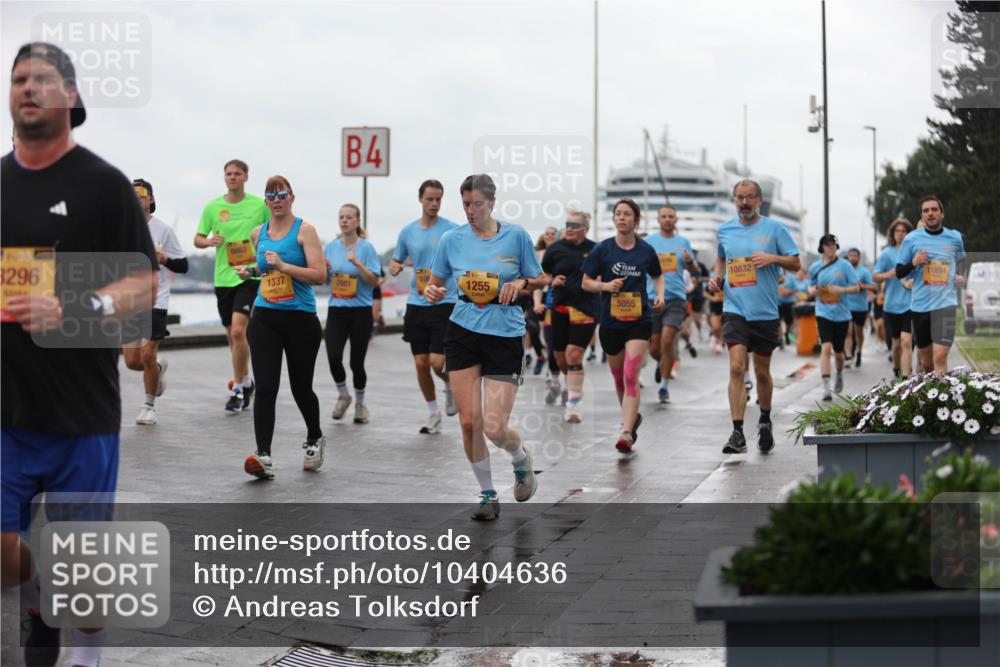 13.09.2026 - Kiel Lauf Andreas Tolksdorf http://msf.ph/oto/10404636 13.09.2026 11:05:33 Kiellinie 3296 meine-sportfotos.de