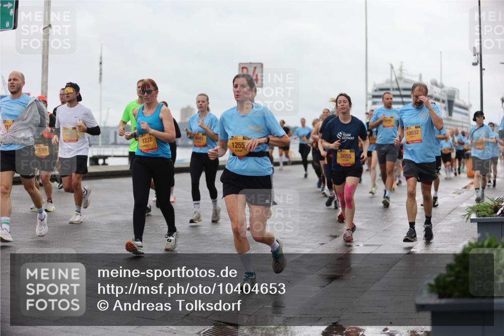 13.09.2026 - Kiel Lauf Andreas Tolksdorf http://msf.ph/oto/10404653 13.09.2026 11:05:33 Kiellinie 1337, 12253, 9981, 39, 1255, 10832, 5055, 10402 meine-sportfotos.de