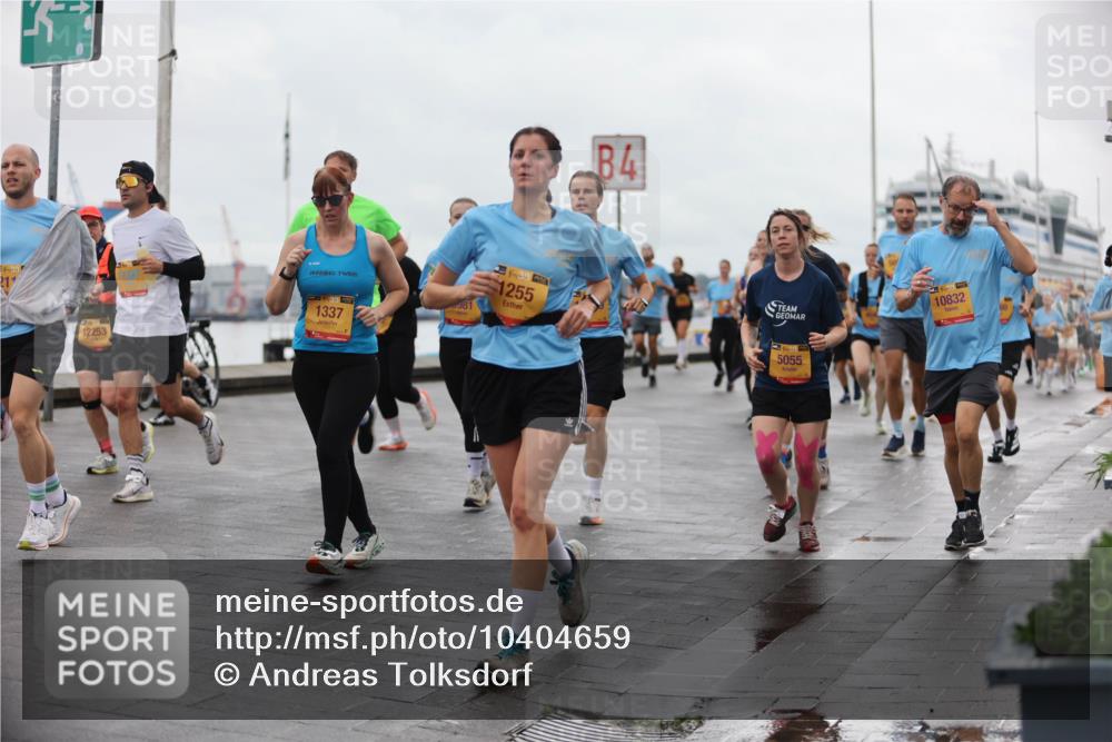 13.09.2026 - Kiel Lauf Andreas Tolksdorf http://msf.ph/oto/10404659 13.09.2026 11:05:34 Kiellinie 35, 211, 12253, 1337, 4, 981, 38, 1255, 39, 5055, 10832 meine-sportfotos.de
