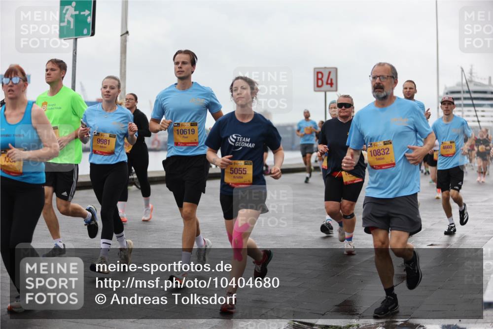 13.09.2026 - Kiel Lauf Andreas Tolksdorf http://msf.ph/oto/10404680 13.09.2026 11:05:35 Kiellinie 35, 9981, 38, 10619, 1, 38, 5055, 4, 2, 38, 10832, 4660 meine-sportfotos.de