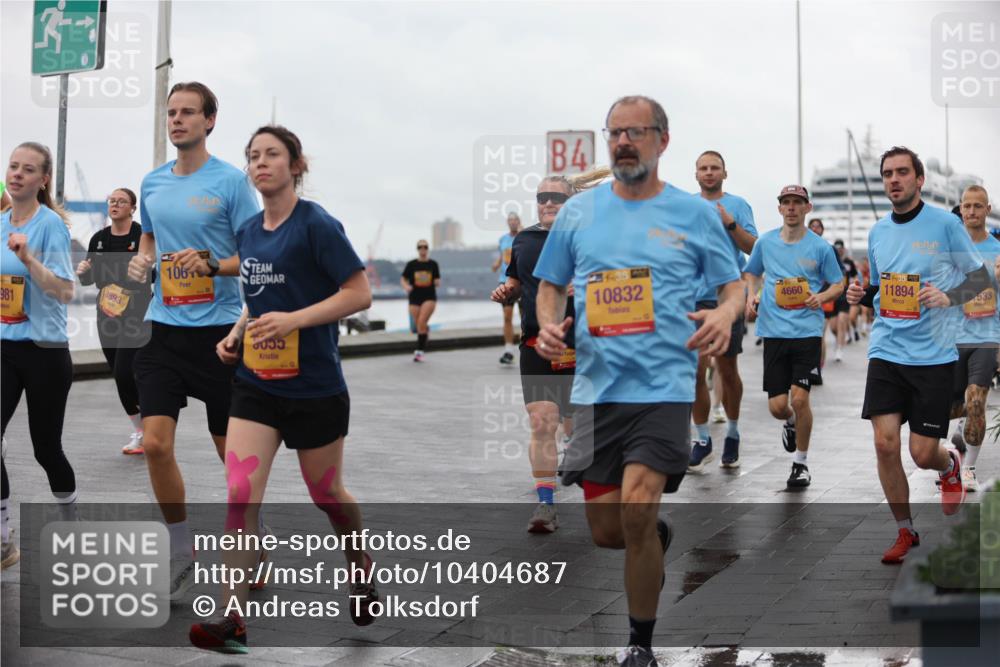 13.09.2026 - Kiel Lauf Andreas Tolksdorf http://msf.ph/oto/10404687 13.09.2026 11:05:35 Kiellinie 3, 4, 981, 8893, 106, 4, 3972, 10832, 4660, 38, 11894 meine-sportfotos.de