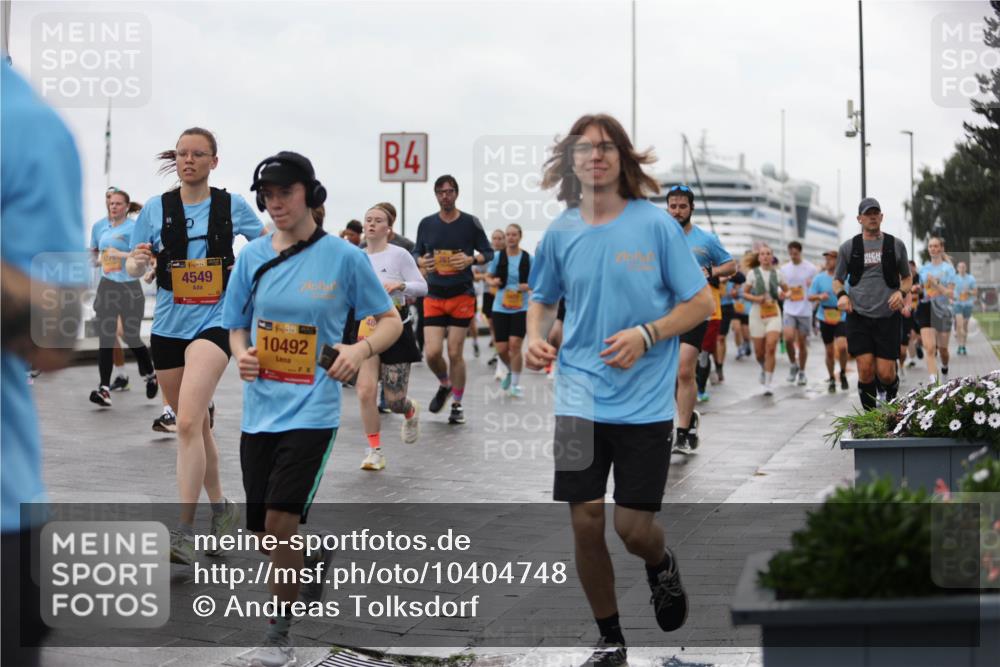 13.09.2026 - Kiel Lauf Andreas Tolksdorf http://msf.ph/oto/10404748 13.09.2026 11:05:38 Kiellinie 38, 4549, 10492, 4 meine-sportfotos.de