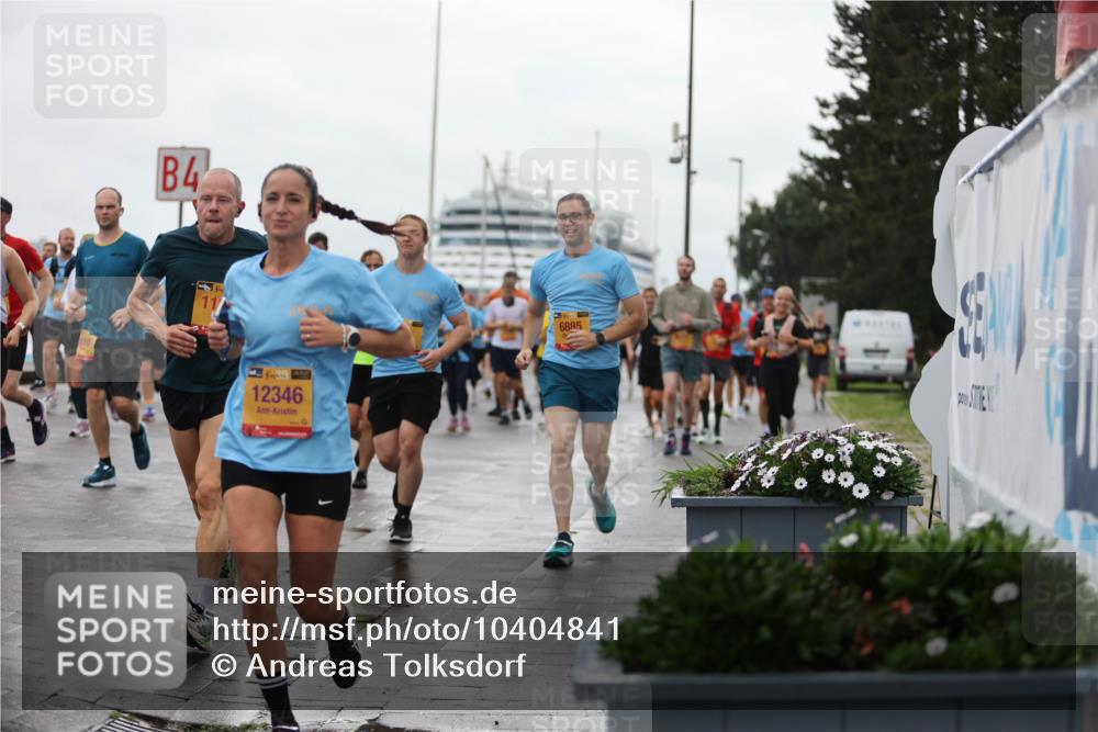13.09.2026 - Kiel Lauf Andreas Tolksdorf http://msf.ph/oto/10404841 13.09.2026 11:05:50 Kiellinie 610, 4, 5, 394, 12346, 6885 meine-sportfotos.de