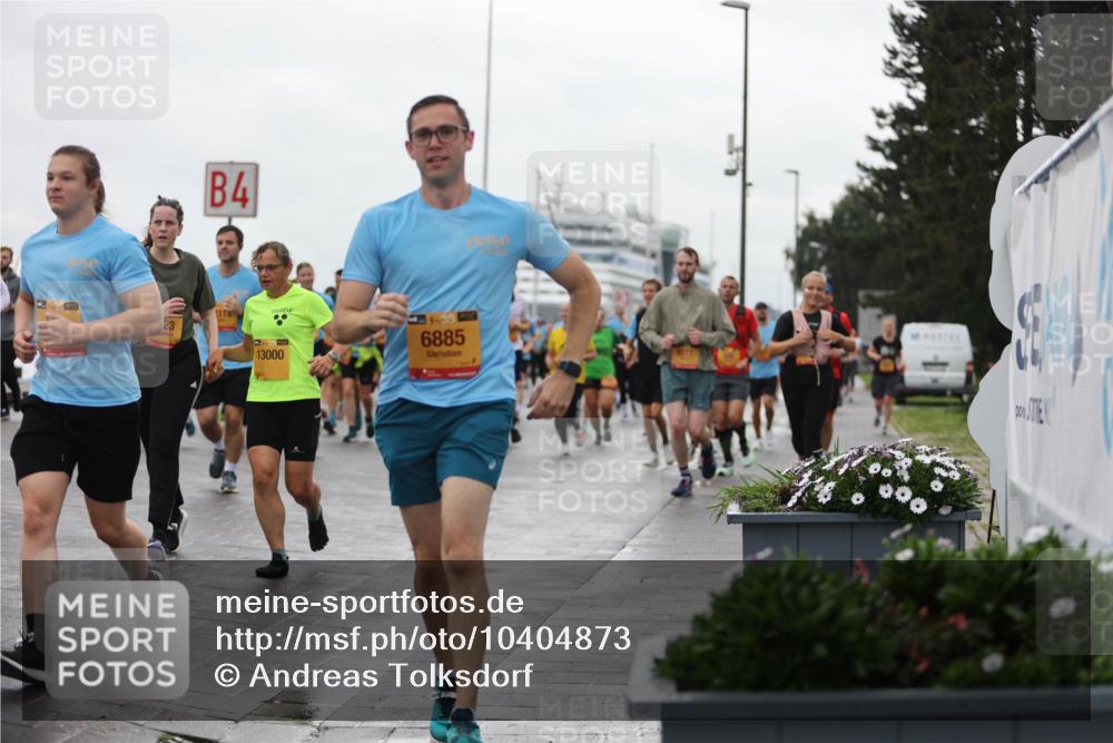 13.09.2026 - Kiel Lauf Andreas Tolksdorf http://msf.ph/oto/10404873 13.09.2026 11:05:52 Kiellinie 4, 23, 1114, 38, 13000, 39, 6885 meine-sportfotos.de