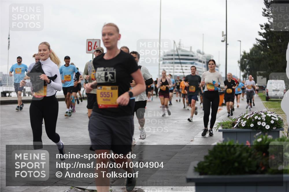 13.09.2026 - Kiel Lauf Andreas Tolksdorf http://msf.ph/oto/10404904 13.09.2026 11:06:03 Kiellinie 12564, 5551, 40 meine-sportfotos.de