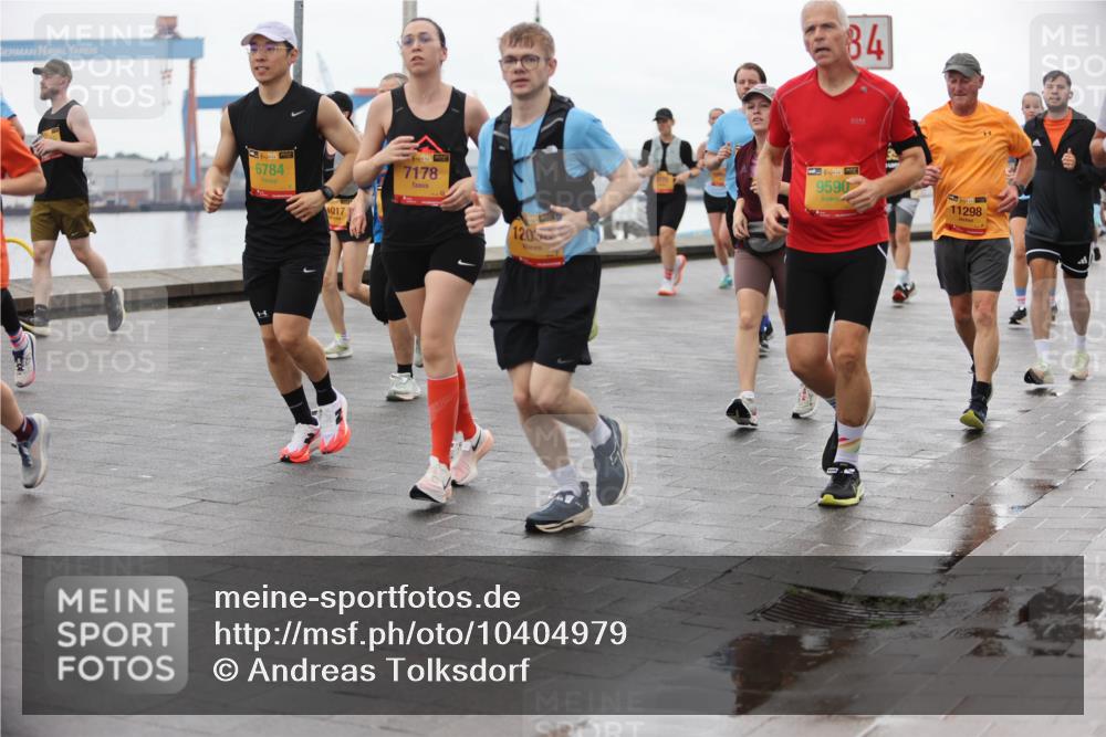 13.09.2026 - Kiel Lauf Andreas Tolksdorf http://msf.ph/oto/10404979 13.09.2026 11:06:11 Kiellinie 6784, 1017, 7178, 1205, 84, 9590, 11298 meine-sportfotos.de
