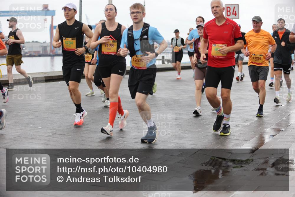 13.09.2026 - Kiel Lauf Andreas Tolksdorf http://msf.ph/oto/10404980 13.09.2026 11:06:11 Kiellinie 39, 6784, 1017, 7178, 12030, 15, 4, 38, 11298 meine-sportfotos.de
