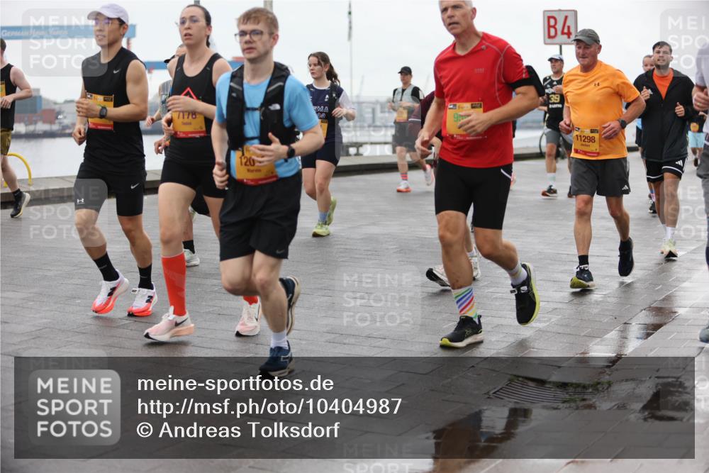 13.09.2026 - Kiel Lauf Andreas Tolksdorf http://msf.ph/oto/10404987 13.09.2026 11:06:11 Kiellinie 7178, 120, 00, 4, 39, 38, 11298 meine-sportfotos.de