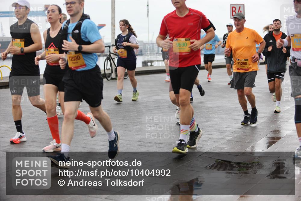 13.09.2026 - Kiel Lauf Andreas Tolksdorf http://msf.ph/oto/10404992 13.09.2026 11:06:11 Kiellinie 6784, 000, 5411, 12030, 9590, 11298 meine-sportfotos.de