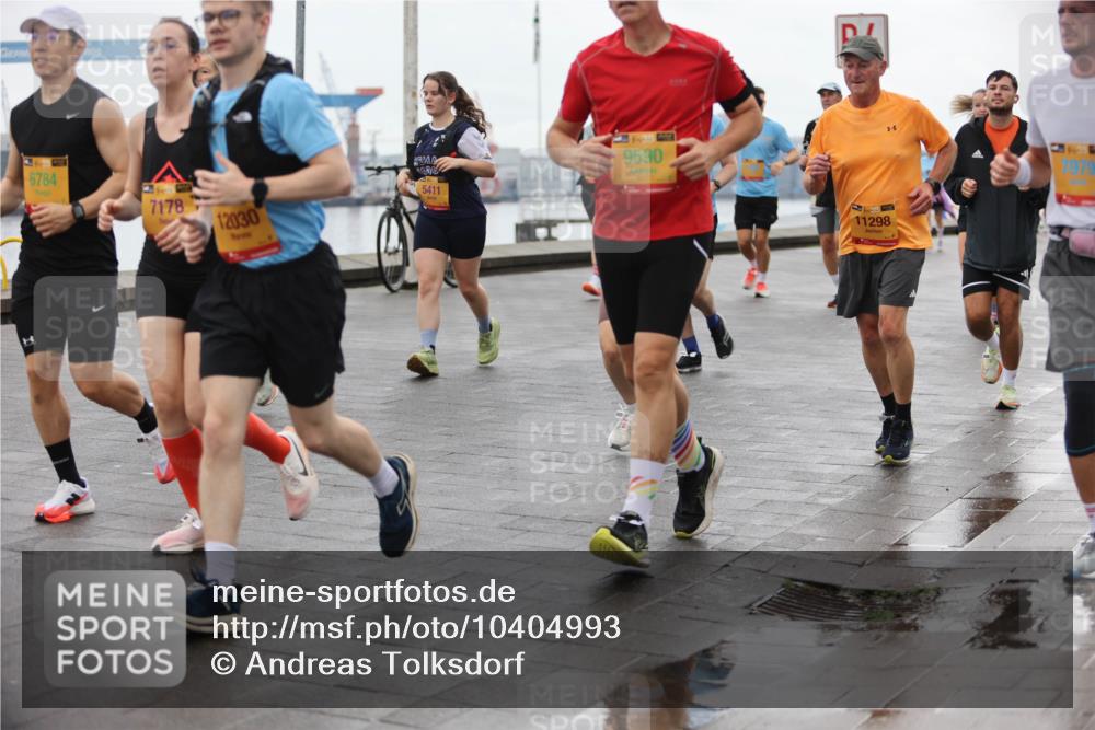13.09.2026 - Kiel Lauf Andreas Tolksdorf http://msf.ph/oto/10404993 13.09.2026 11:06:11 Kiellinie 6784, 7178, 5411, 12030, 9590, 11298, 7979 meine-sportfotos.de