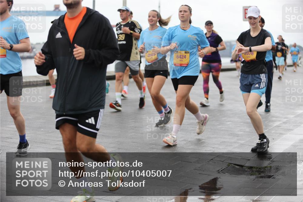 13.09.2026 - Kiel Lauf Andreas Tolksdorf http://msf.ph/oto/10405007 13.09.2026 11:06:14 Kiellinie 39, 264, 38, 6424, 2076 meine-sportfotos.de