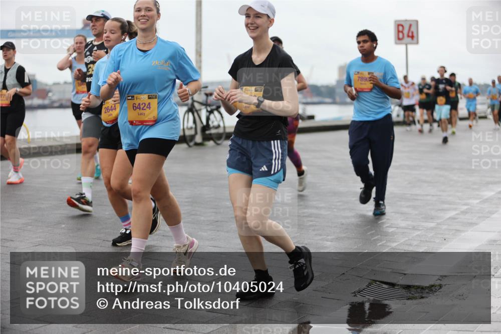 13.09.2026 - Kiel Lauf Andreas Tolksdorf http://msf.ph/oto/10405024 13.09.2026 11:06:14 Kiellinie 210, 2644, 6424, 7890, 4 meine-sportfotos.de