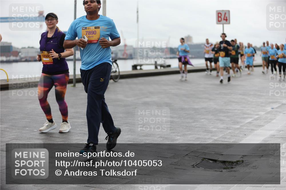 13.09.2026 - Kiel Lauf Andreas Tolksdorf http://msf.ph/oto/10405053 13.09.2026 11:06:16 Kiellinie 10560, 38, 7890, 4 meine-sportfotos.de