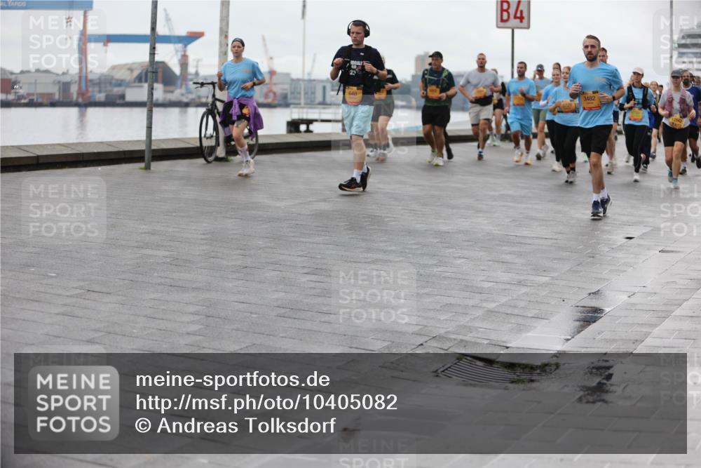 13.09.2026 - Kiel Lauf Andreas Tolksdorf http://msf.ph/oto/10405082 13.09.2026 11:06:18 Kiellinie 3, 4 meine-sportfotos.de