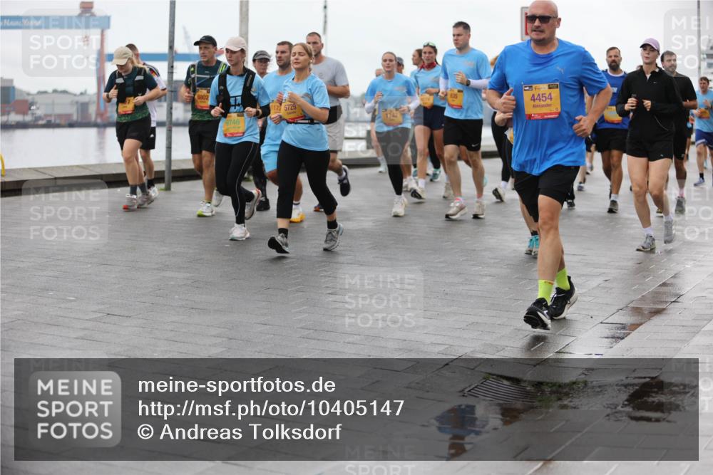 13.09.2026 - Kiel Lauf Andreas Tolksdorf http://msf.ph/oto/10405147 13.09.2026 11:06:22 Kiellinie 8802, 9746, 117, 5729, 1742, 635, 1, 384, 4454 meine-sportfotos.de