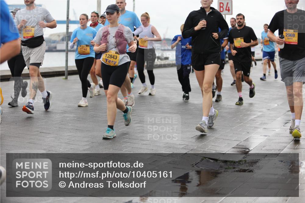 13.09.2026 - Kiel Lauf Andreas Tolksdorf http://msf.ph/oto/10405161 13.09.2026 11:06:24 Kiellinie 6064, 1742, 38, 12843, 2377, 4, 7160, 38, 2969 meine-sportfotos.de