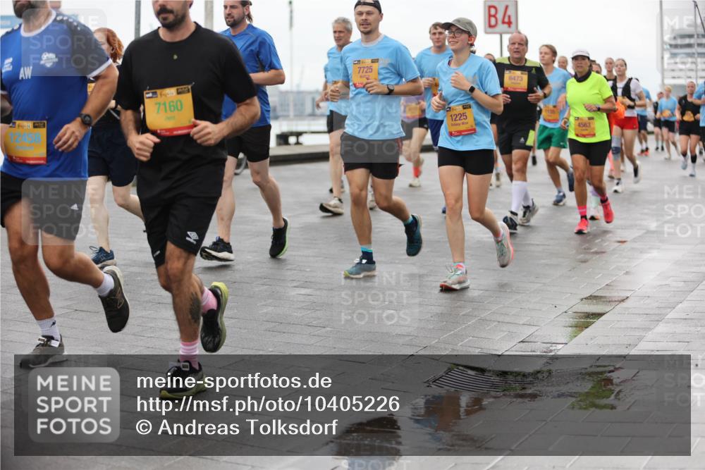 13.09.2026 - Kiel Lauf Andreas Tolksdorf http://msf.ph/oto/10405226 13.09.2026 11:06:27 Kiellinie 7160, 7725, 38, 1225, 4, 6473, 4563 meine-sportfotos.de