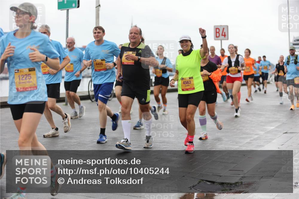 13.09.2026 - Kiel Lauf Andreas Tolksdorf http://msf.ph/oto/10405244 13.09.2026 11:06:28 Kiellinie 1, 39, 1225, 4408, 4405, 4563, 921, 4 meine-sportfotos.de