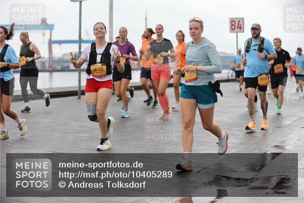 13.09.2026 - Kiel Lauf Andreas Tolksdorf http://msf.ph/oto/10405289 13.09.2026 11:06:31 Kiellinie 3115, 4504, 4, 5919, 10403 meine-sportfotos.de