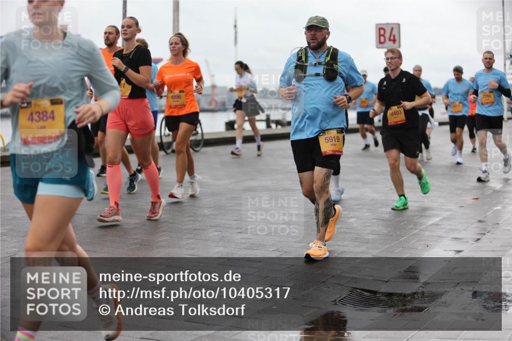 13.09.2026 - Kiel Lauf Andreas Tolksdorf http://msf.ph/oto/10405317 13.09.2026 11:06:32 Kiellinie 4384, 4996, 4, 1, 39, 5919, 10403, 2294 meine-sportfotos.de