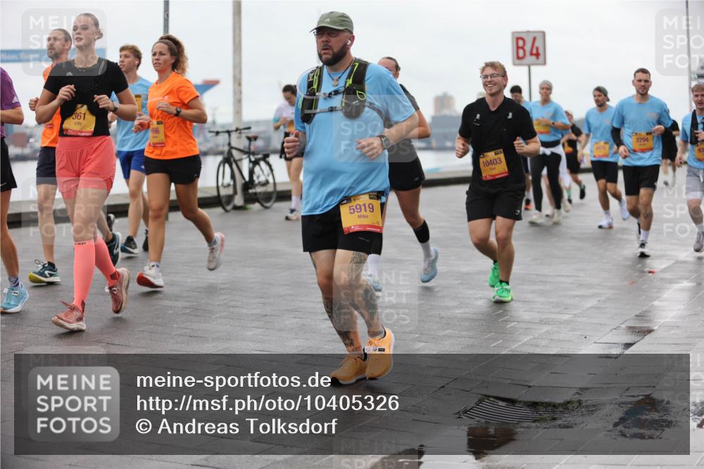 13.09.2026 - Kiel Lauf Andreas Tolksdorf http://msf.ph/oto/10405326 13.09.2026 11:06:33 Kiellinie 361, 4, 4, 38, 5919, 10403, 2294, 93 meine-sportfotos.de