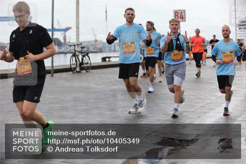 13.09.2026 - Kiel Lauf Andreas Tolksdorf http://msf.ph/oto/10405349 13.09.2026 11:06:35 Kiellinie 39, 4, 10403, 2294, 4472, 9393, 39, 12014, 00 meine-sportfotos.de