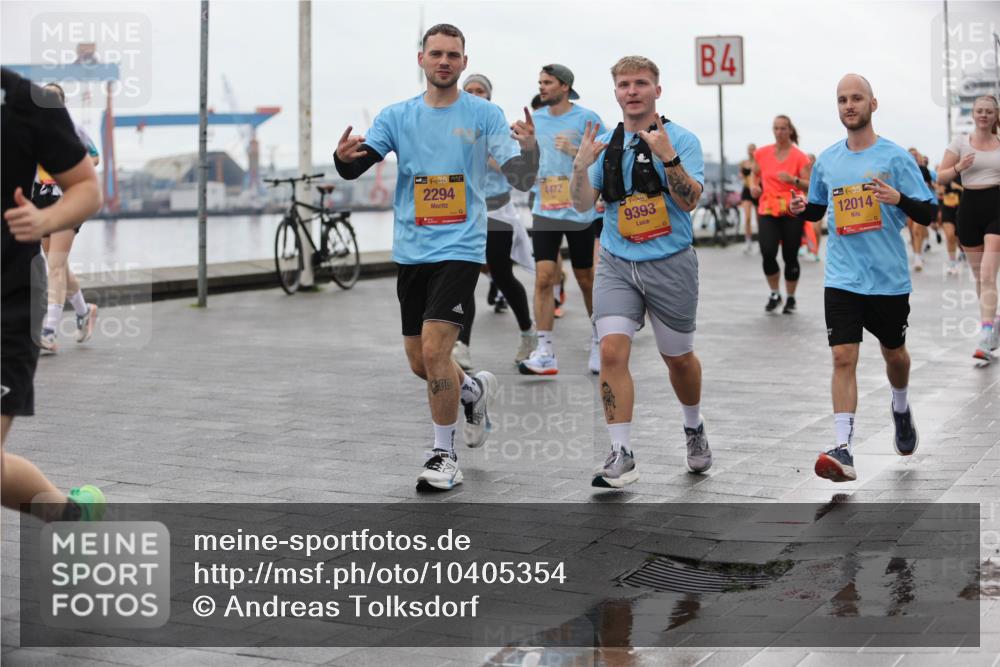 13.09.2026 - Kiel Lauf Andreas Tolksdorf http://msf.ph/oto/10405354 13.09.2026 11:06:35 Kiellinie 2294, 4472, 4, 9393, 38, 12014 meine-sportfotos.de