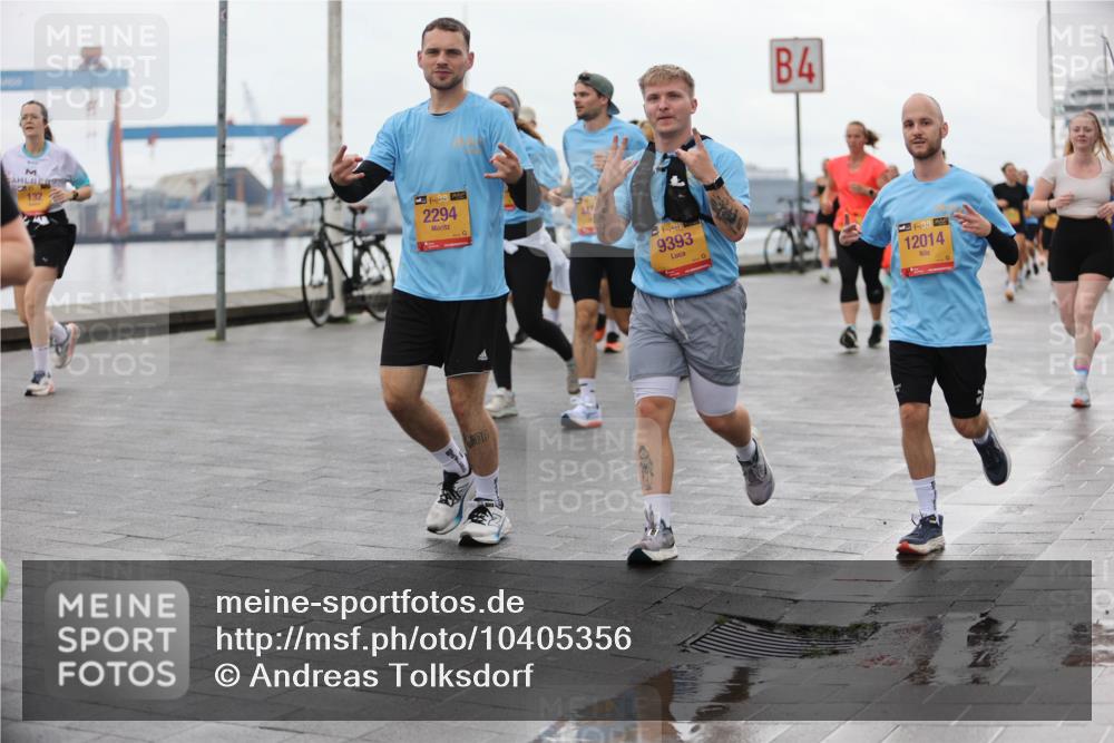13.09.2026 - Kiel Lauf Andreas Tolksdorf http://msf.ph/oto/10405356 13.09.2026 11:06:35 Kiellinie 39, 2294, 00, 39, 9393, 4, 38, 12014 meine-sportfotos.de