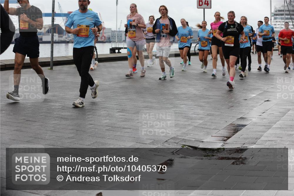 13.09.2026 - Kiel Lauf Andreas Tolksdorf http://msf.ph/oto/10405379 13.09.2026 11:06:49 Kiellinie 6442, 39, 0113, 54, 7039, 8077, 6861, 2200 meine-sportfotos.de