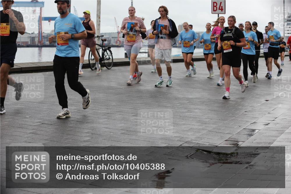 13.09.2026 - Kiel Lauf Andreas Tolksdorf http://msf.ph/oto/10405388 13.09.2026 11:06:50 Kiellinie 39, 6442, 3, 4, 7039, 8077, 6861, 2200 meine-sportfotos.de