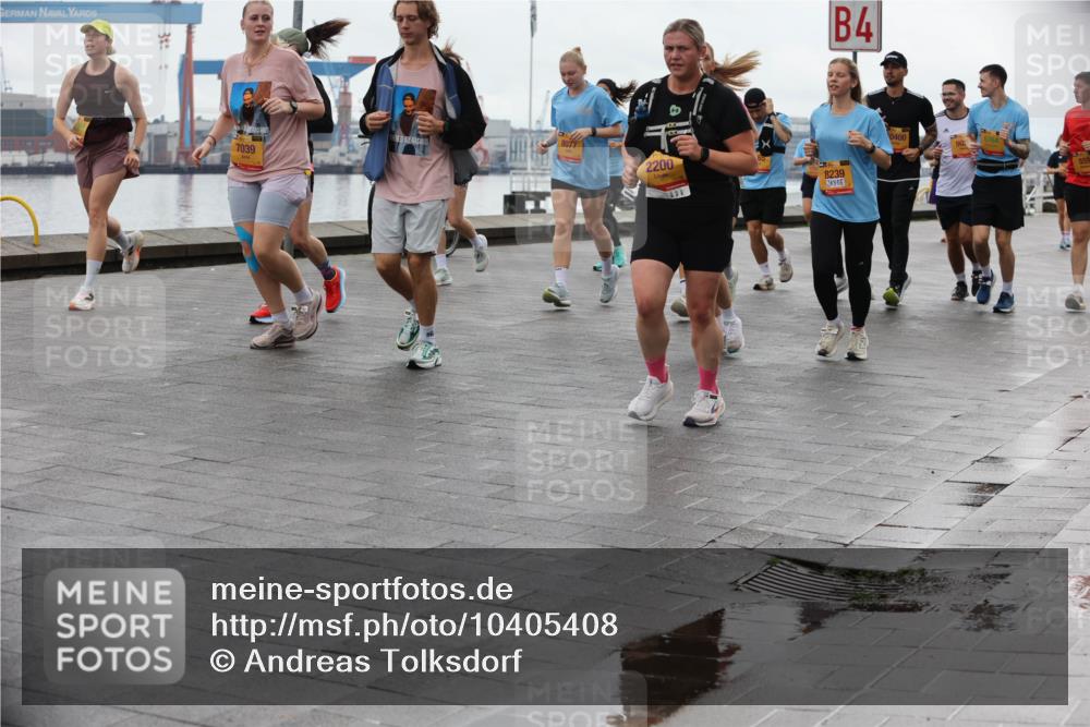 13.09.2026 - Kiel Lauf Andreas Tolksdorf http://msf.ph/oto/10405408 13.09.2026 11:06:51 Kiellinie 38, 4, 8239, 7039, 2200, 0400 meine-sportfotos.de