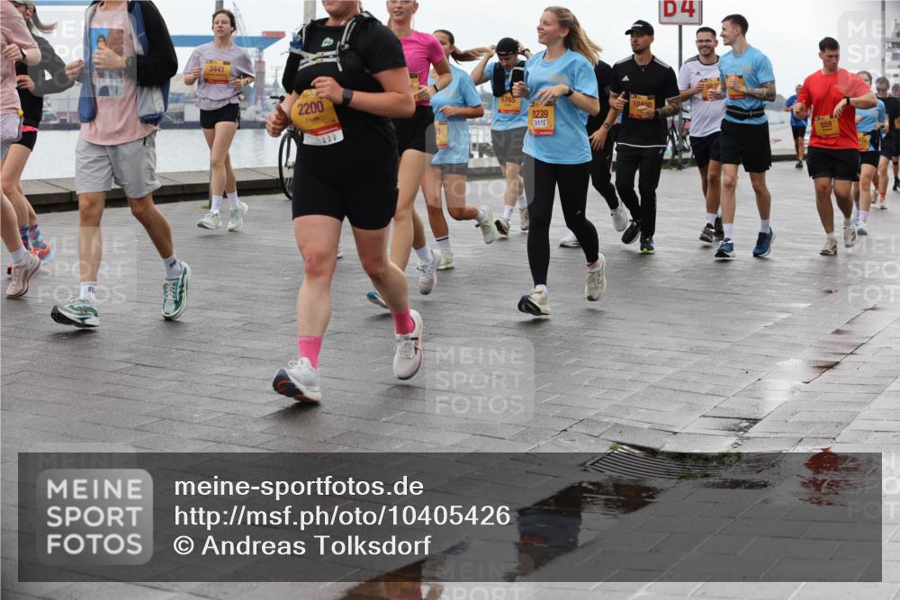 13.09.2026 - Kiel Lauf Andreas Tolksdorf http://msf.ph/oto/10405426 13.09.2026 11:06:52 Kiellinie 3441, 2200, 6765, 8239, 4, 10400, 559 meine-sportfotos.de