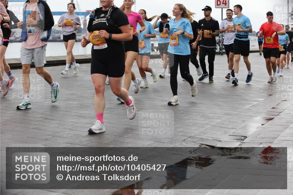 13.09.2026 - Kiel Lauf Andreas Tolksdorf http://msf.ph/oto/10405427 13.09.2026 11:06:52 Kiellinie 3441, 39, 2200, 861, 6763, 8239, 4, 559 meine-sportfotos.de