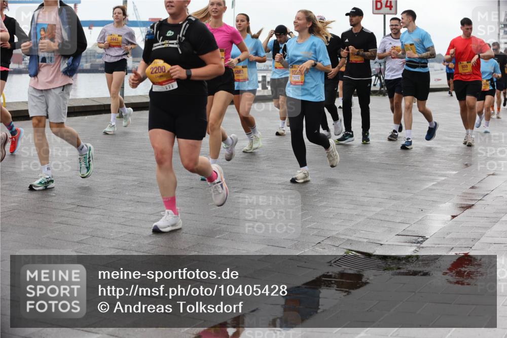 13.09.2026 - Kiel Lauf Andreas Tolksdorf http://msf.ph/oto/10405428 13.09.2026 11:06:52 Kiellinie 2200, 54 meine-sportfotos.de