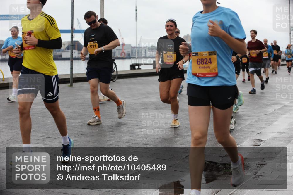 13.09.2026 - Kiel Lauf Andreas Tolksdorf http://msf.ph/oto/10405489 13.09.2026 11:06:58 Kiellinie 12771, 38, 945, 38, 4, 6824 meine-sportfotos.de