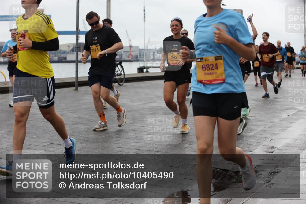 13.09.2026 - Kiel Lauf Andreas Tolksdorf http://msf.ph/oto/10405490 13.09.2026 11:06:58 Kiellinie 38, 2771, 1, 39, 945, 39, 4, 6824, 5783 meine-sportfotos.de
