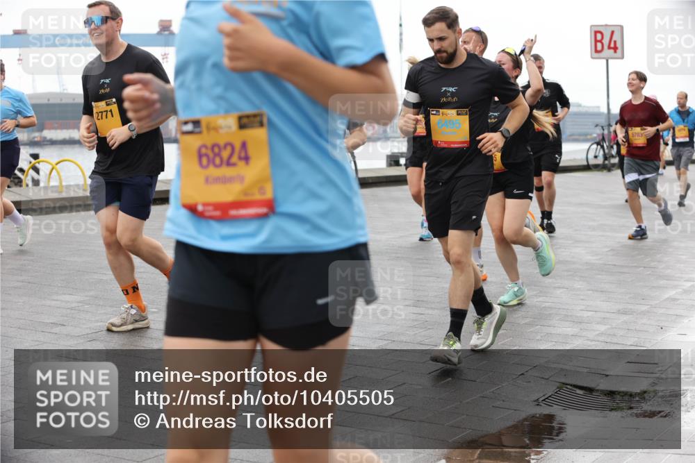 13.09.2026 - Kiel Lauf Andreas Tolksdorf http://msf.ph/oto/10405505 13.09.2026 11:06:59 Kiellinie 39, 2771, 6824, 38, 6495, 4, 5, 5783 meine-sportfotos.de