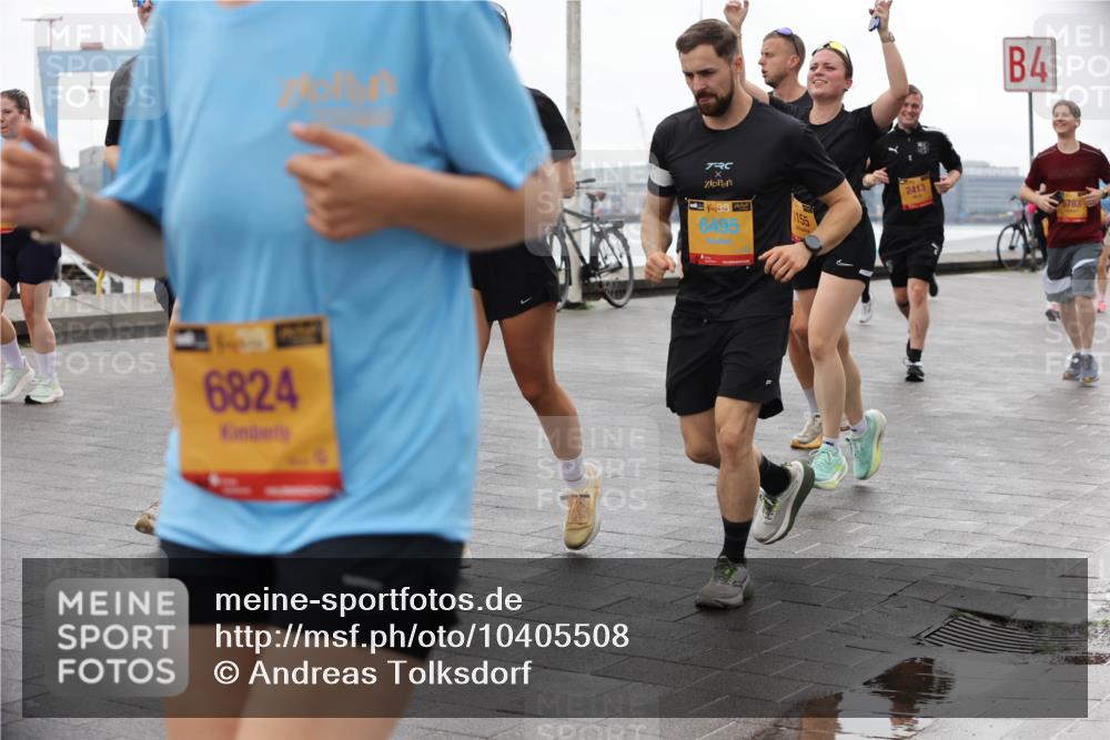 13.09.2026 - Kiel Lauf Andreas Tolksdorf http://msf.ph/oto/10405508 13.09.2026 11:06:59 Kiellinie 6824, 38, 6495, 155, 4, 2413, 5783 meine-sportfotos.de