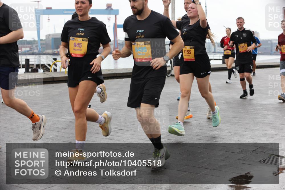13.09.2026 - Kiel Lauf Andreas Tolksdorf http://msf.ph/oto/10405518 13.09.2026 11:07:00 Kiellinie 138, 945, 31, 387, 38, 6495, 1155, 2413, 578 meine-sportfotos.de