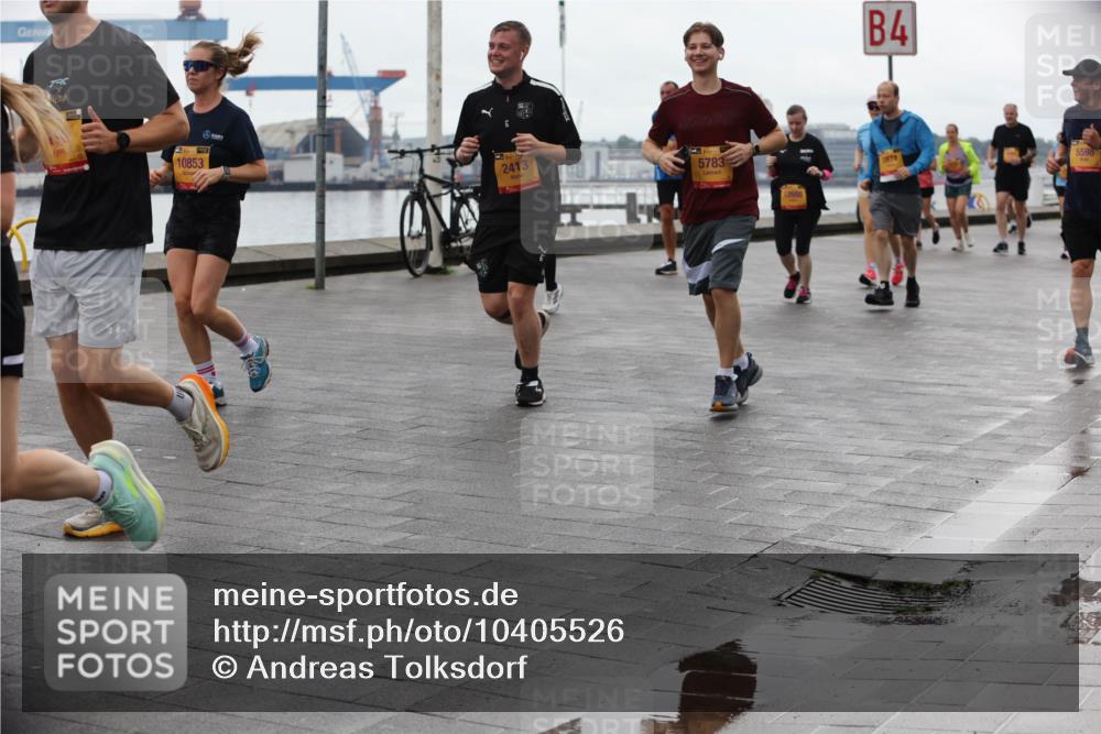 13.09.2026 - Kiel Lauf Andreas Tolksdorf http://msf.ph/oto/10405526 13.09.2026 11:07:01 Kiellinie 10853, 2413, 11, 39, 5783, 4, 5598 meine-sportfotos.de