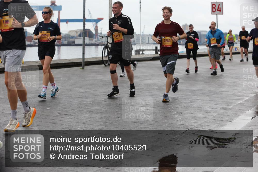 13.09.2026 - Kiel Lauf Andreas Tolksdorf http://msf.ph/oto/10405529 13.09.2026 11:07:01 Kiellinie 1, 33, 196, 39, 0853, 339, 2413, 5783, 5674, 4, 55 meine-sportfotos.de