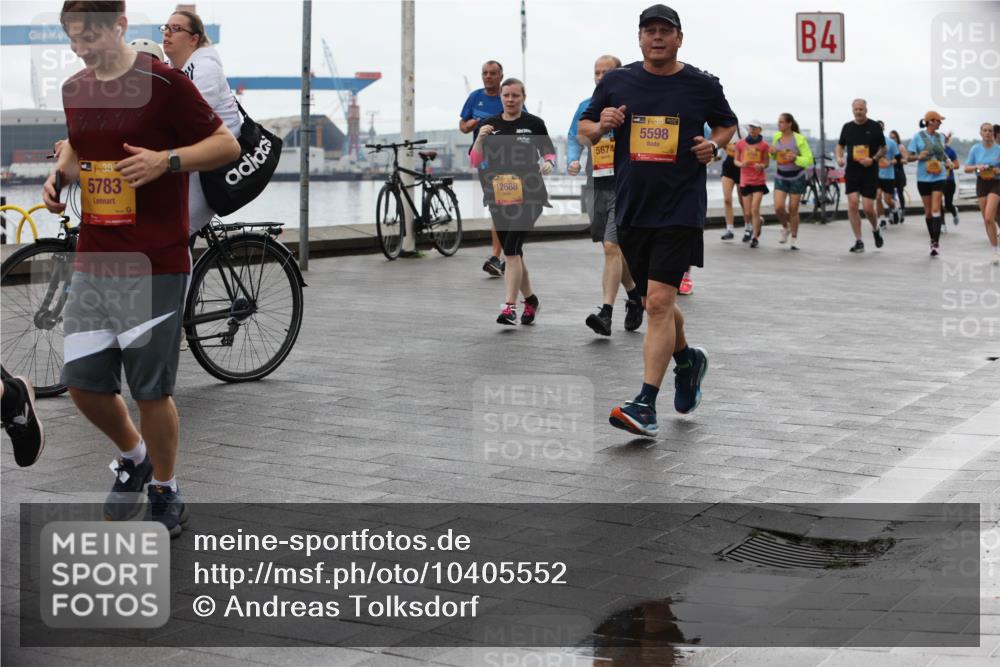 13.09.2026 - Kiel Lauf Andreas Tolksdorf http://msf.ph/oto/10405552 13.09.2026 11:07:03 Kiellinie 38, 5783, 12688, 5674, 5598, 4 meine-sportfotos.de