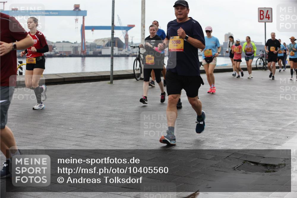 13.09.2026 - Kiel Lauf Andreas Tolksdorf http://msf.ph/oto/10405560 13.09.2026 11:07:03 Kiellinie 2588, 31, 38, 5598, 12688, 4 meine-sportfotos.de