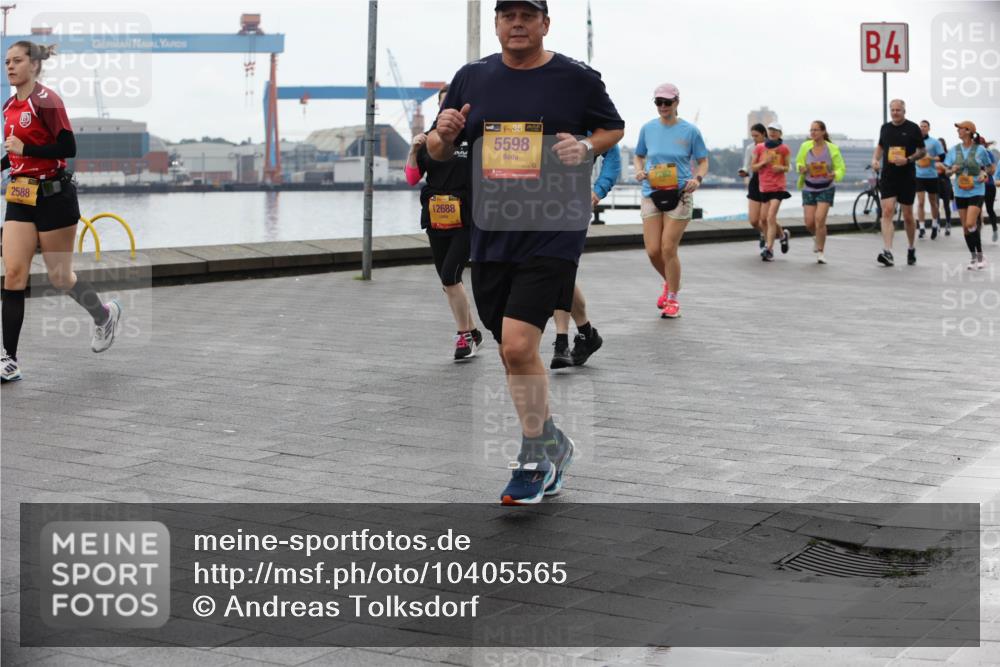 13.09.2026 - Kiel Lauf Andreas Tolksdorf http://msf.ph/oto/10405565 13.09.2026 11:07:03 Kiellinie 2588, 12688, 5598, 4 meine-sportfotos.de