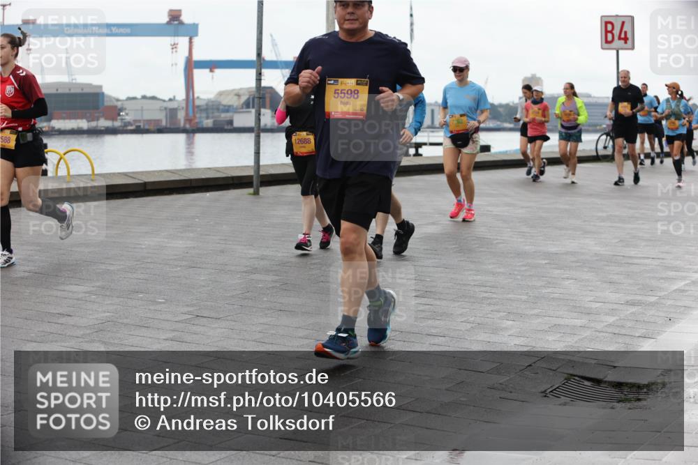 13.09.2026 - Kiel Lauf Andreas Tolksdorf http://msf.ph/oto/10405566 13.09.2026 11:07:03 Kiellinie 588, 12688, 5598, 4 meine-sportfotos.de