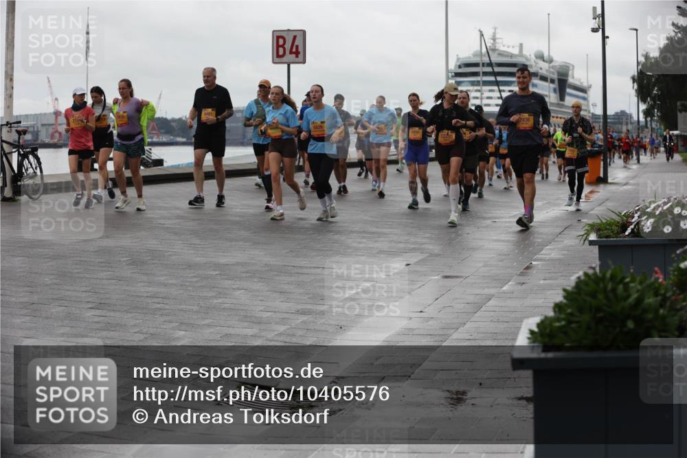 13.09.2026 - Kiel Lauf Andreas Tolksdorf http://msf.ph/oto/10405576 13.09.2026 11:07:06 Kiellinie 216, 7630, 6481, 4, 7836, 6826 meine-sportfotos.de