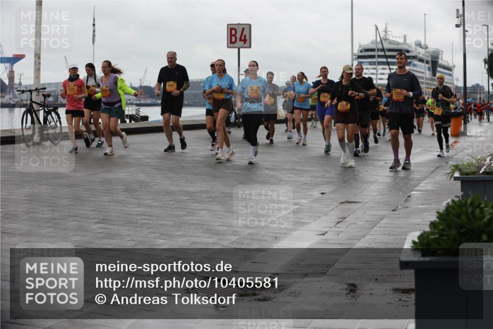 13.09.2026 - Kiel Lauf Andreas Tolksdorf http://msf.ph/oto/10405581 13.09.2026 11:07:06 Kiellinie 2164, 6481, 4, 6826, 1229, 7836 meine-sportfotos.de