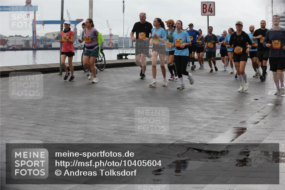 13.09.2026 - Kiel Lauf Andreas Tolksdorf http://msf.ph/oto/10405604 13.09.2026 11:07:07 Kiellinie 38, 7630, 6481, 6826, 4, 12295, 7836 meine-sportfotos.de